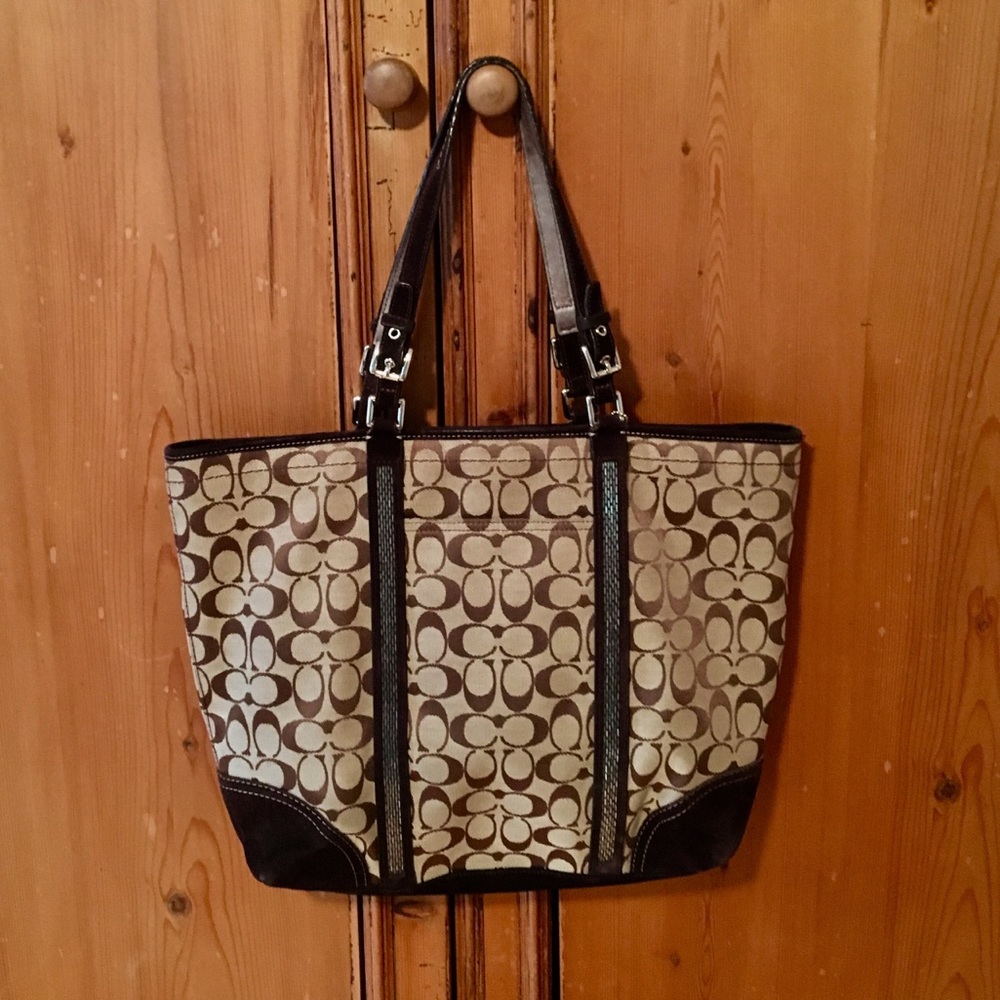 Coach logo print tote bag w/original dust bag!